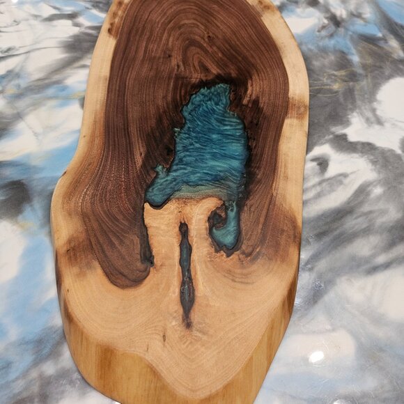 Black Walnut Live Edge Charcuterie Board with a hint of Pacific blue epoxy - Picture 4 of 5